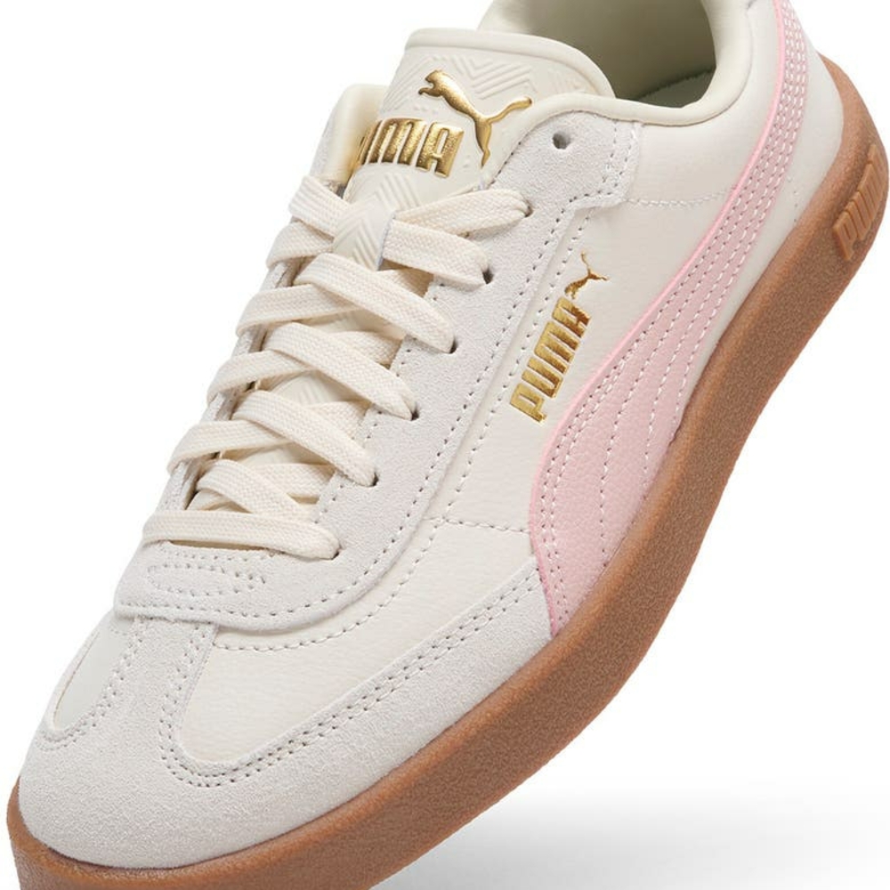 Puma Women's Cream and Pink Sneakers